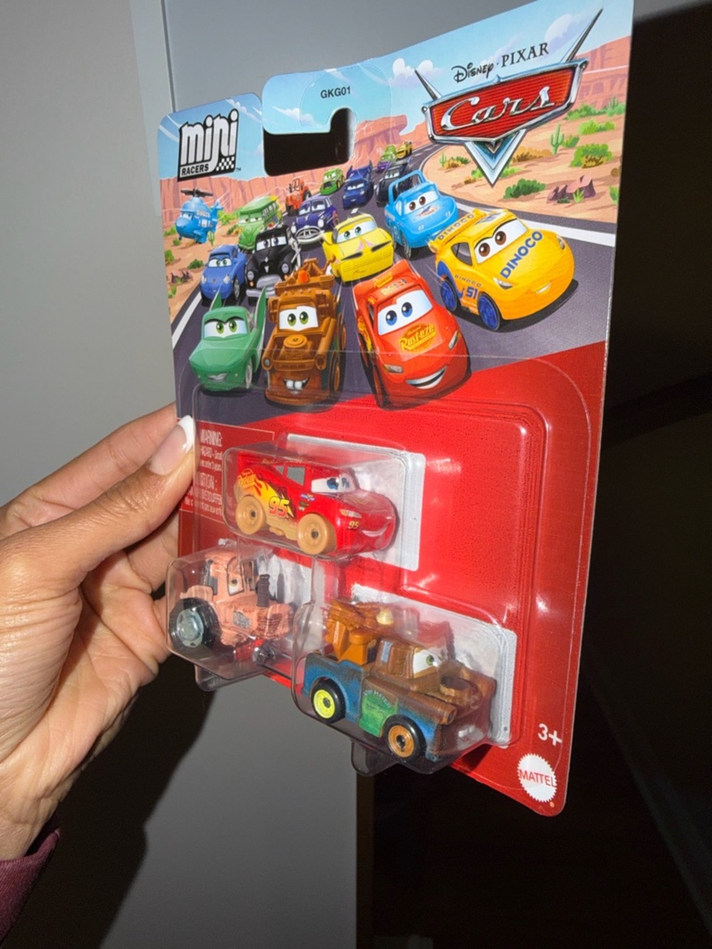 Disney Mini Racers 3-Pack - Red Lightning McQueen with Brown Tow Trucks